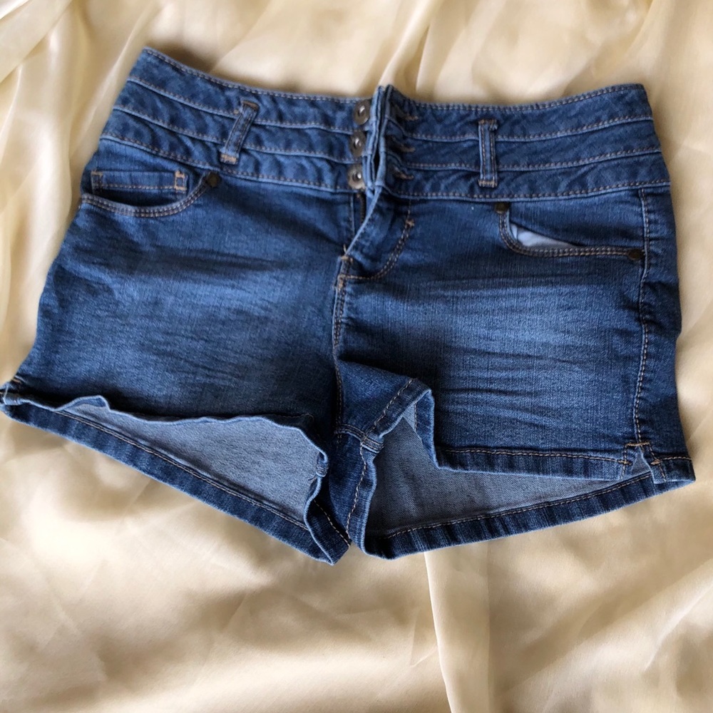Jean short